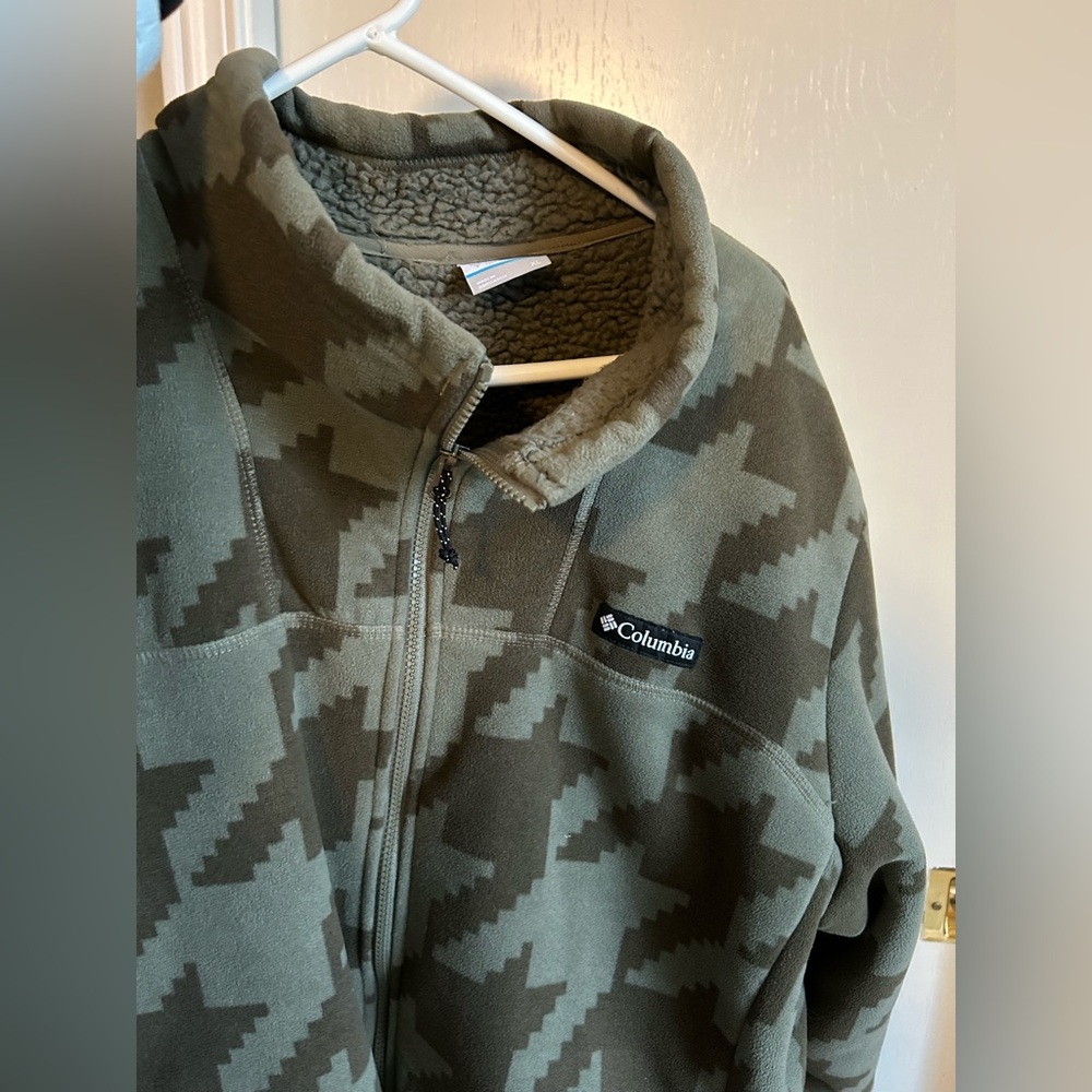 Men’s Columbia Jacket